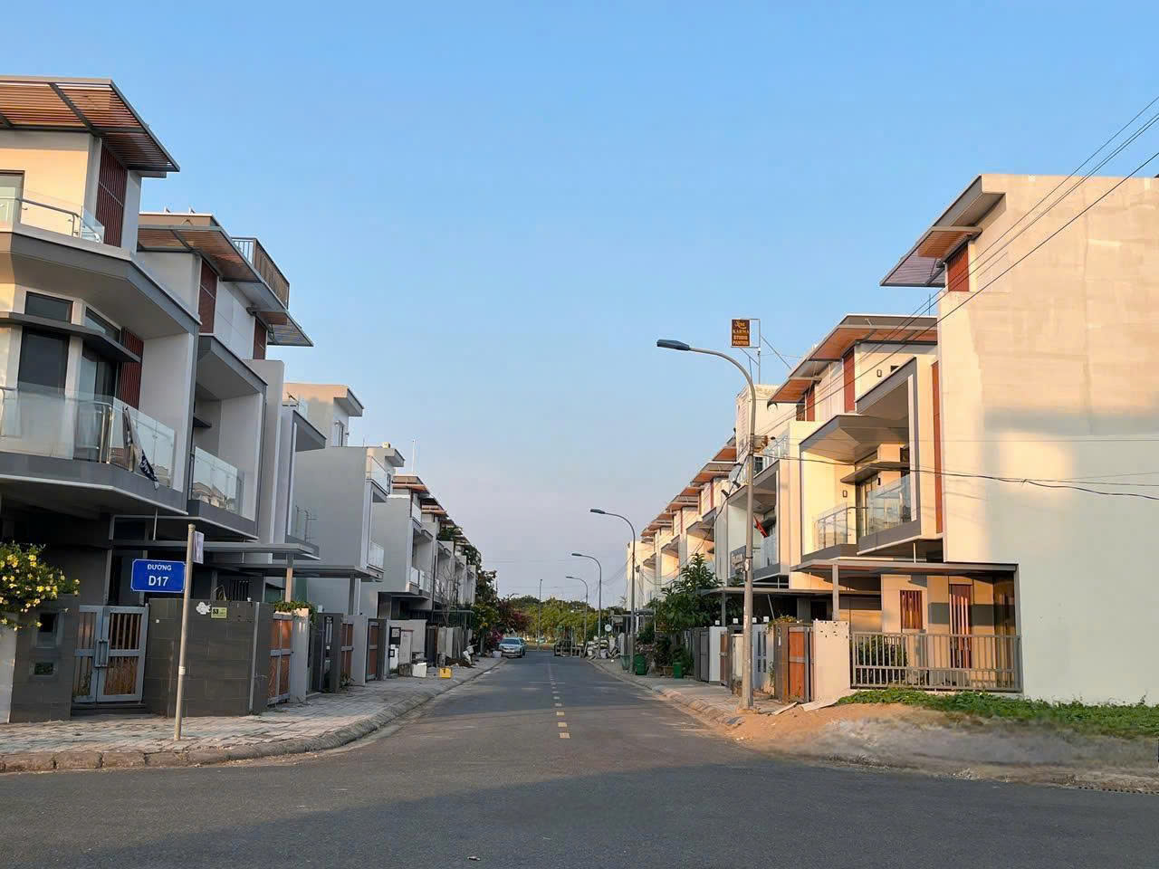 ĐẤT NỀN KDC ĐÔNG TĂNG LONG, 102M2 THỔ CƯ, NGANG 5M, ĐƯỜNG BÀN CỜ, XÂY NGAY, CHỈ 7.5 TỶ