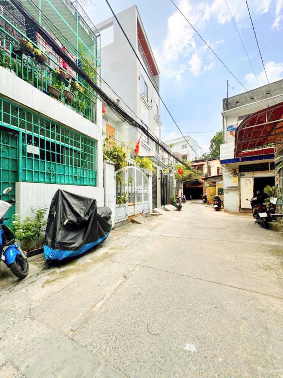 Ngộp Bank - Tới Dzồi . Tới Dzồi - 100tr / m2 HXH . 