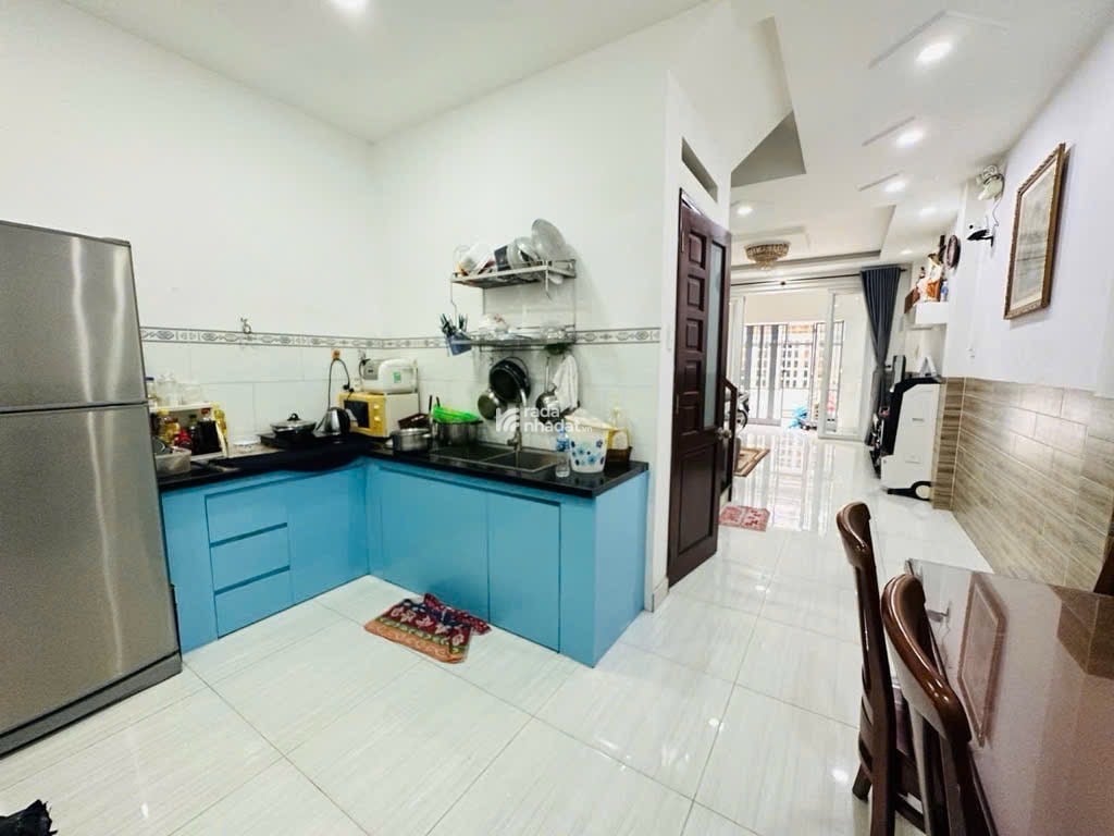 Nhà Đẹp 4 Tầng - Khu Vip Tân Phú Ngay Trường Cấp 3 Trần Phú Sát Chợ Tân Hương - Hẻm Nhựa Oto 