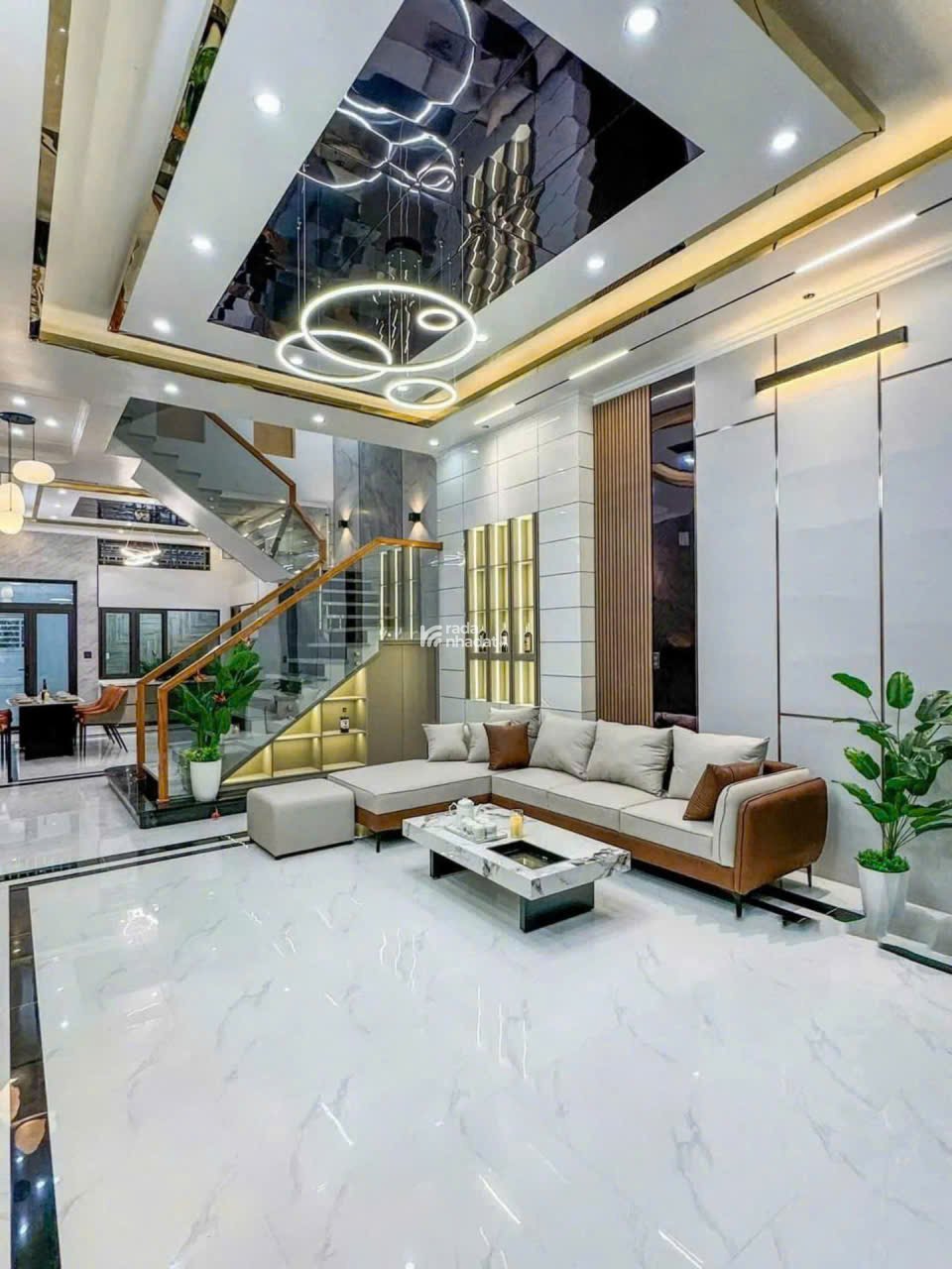 NHÀ 2 LẦU DT 260M GẦN BỆN VIỆN HOÀNG MỸ BINH DƯƠNG