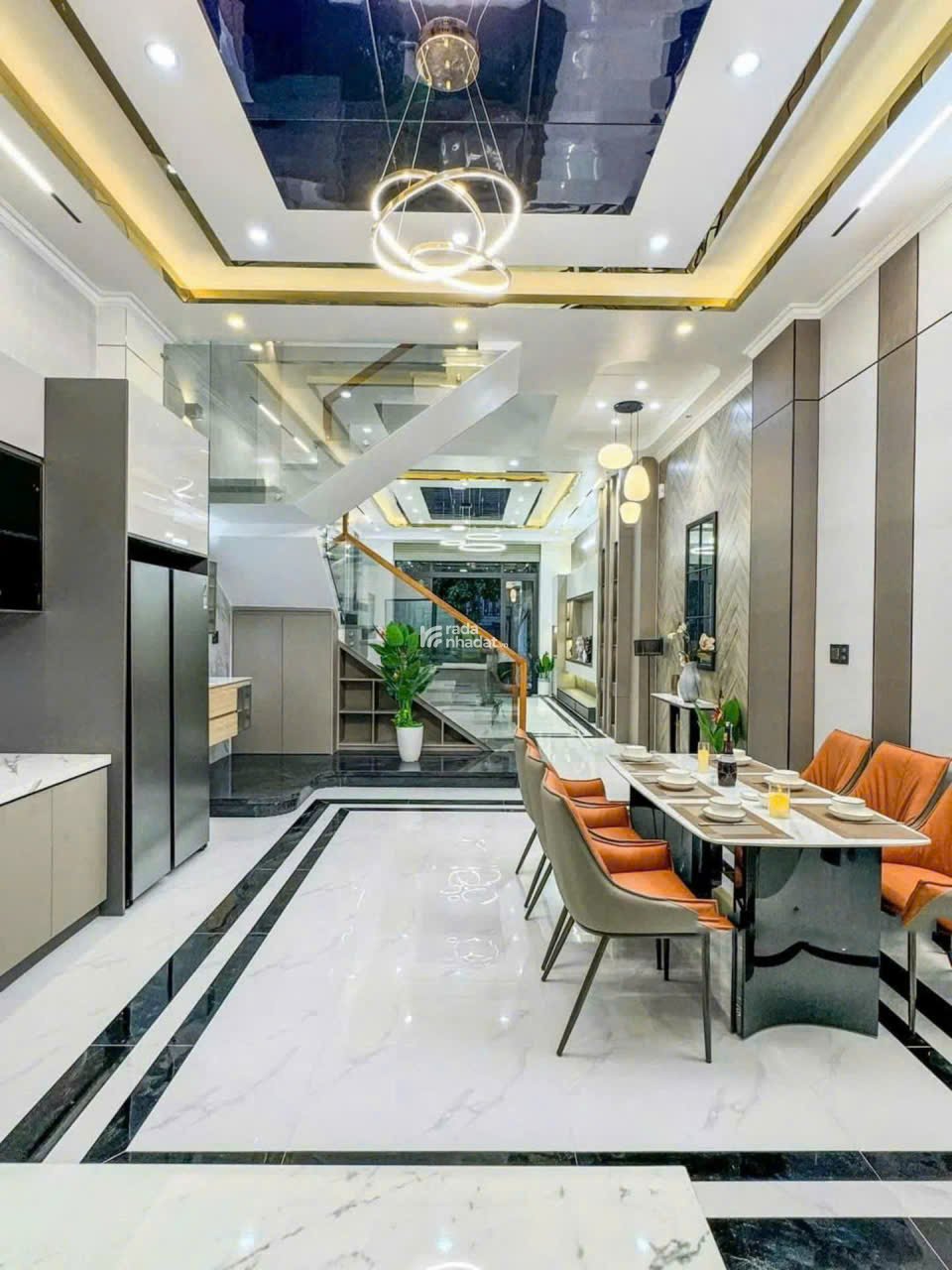 NHÀ 2 LẦU DT 260M GẦN BỆN VIỆN HOÀNG MỸ BINH DƯƠNG
