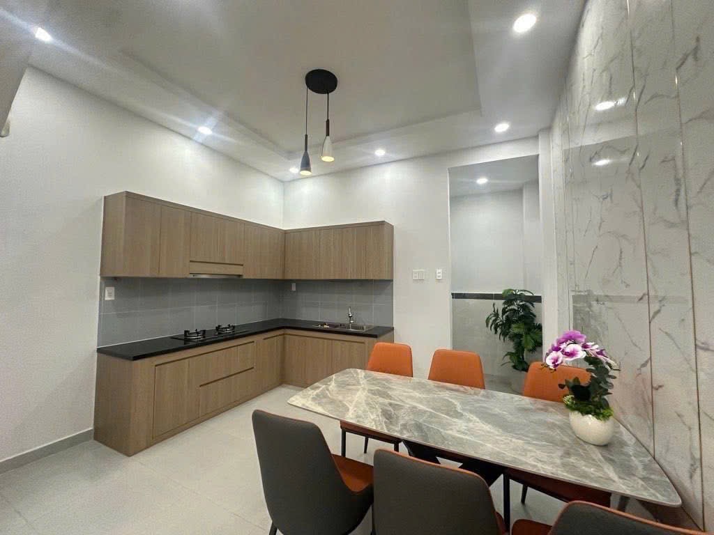 Chủ kẹt vốn bán nhanh căn nhà hẻm 5m đường Nguyễn Sỹ Sách, Tân Bình, gần chợ Tân Trụ giá 3 tỷ 430