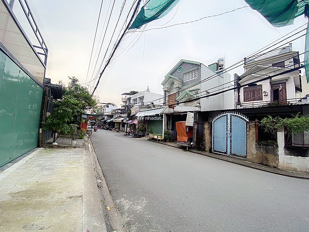 Bán toà nhà dịch dụ đừng số 9 bình hưng hoà 