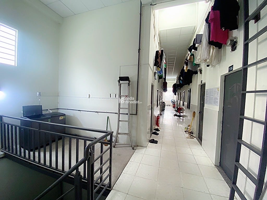 Bán toà nhà dịch dụ đừng số 9 bình hưng hoà 