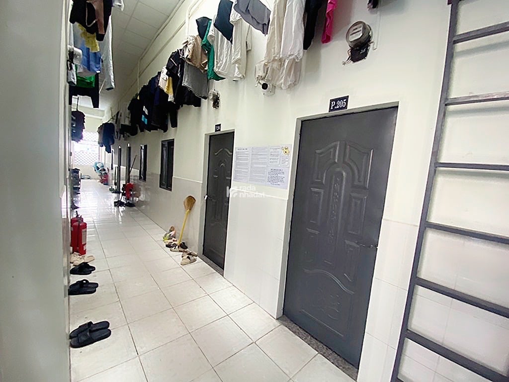 Bán toà nhà dịch dụ đừng số 9 bình hưng hoà 