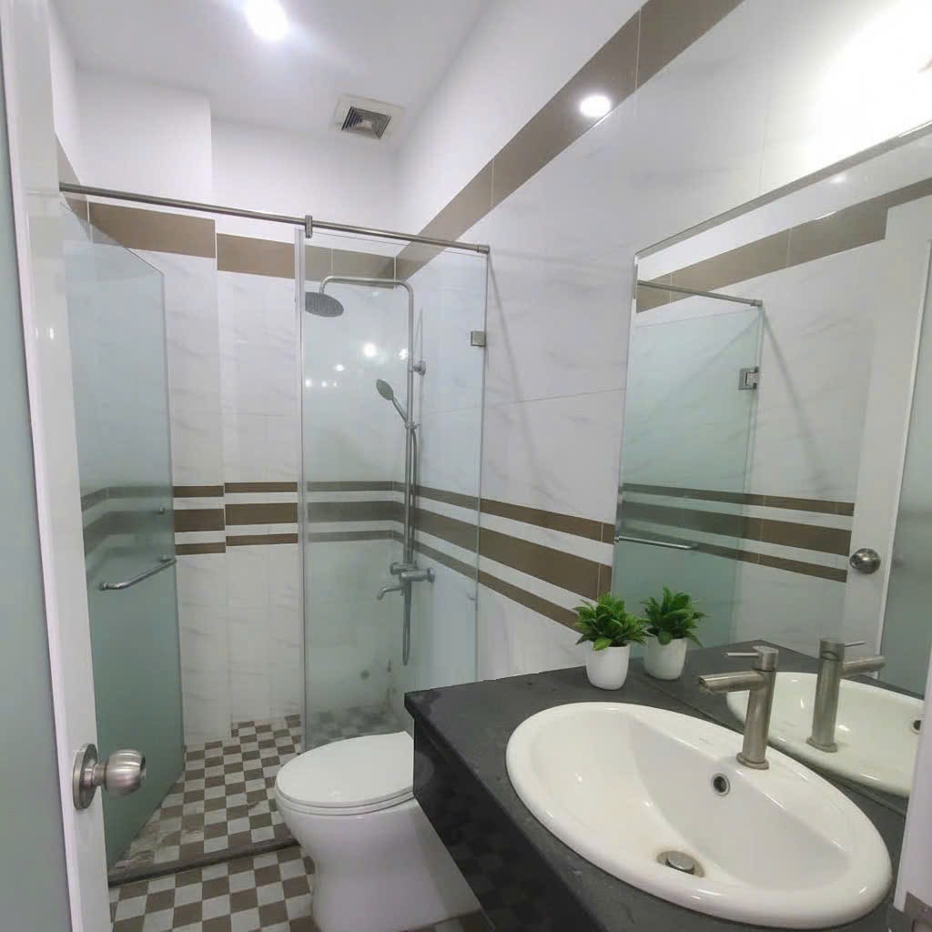 Bán nhà hẻm Ô tô Huỳnh Văn Bánh , QUẬN PHÚ NHUẬN , 5 x 7.6m (38 m2) - 8.95 tỷ