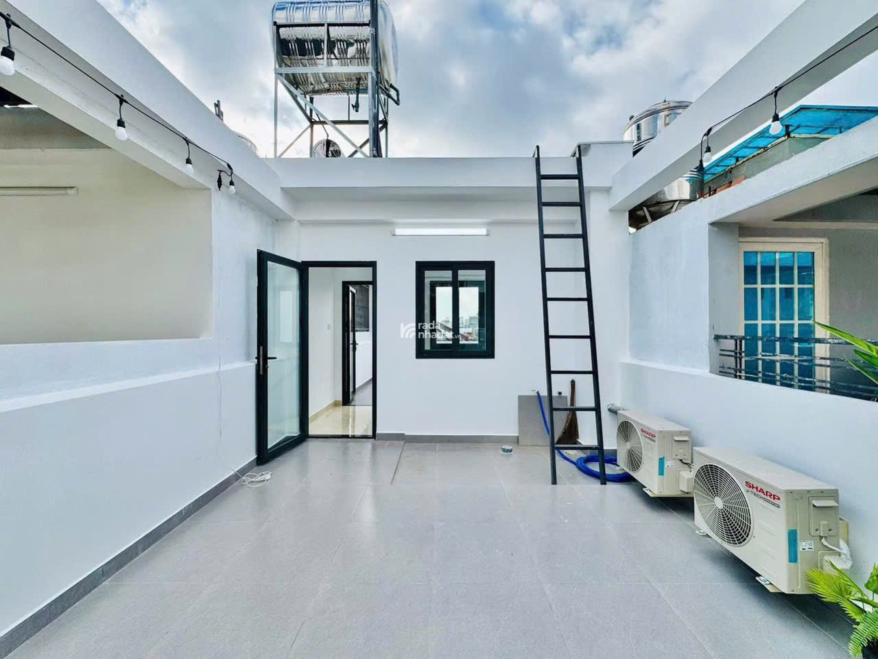 Bán nhà sổ hồng diện tích 60,2m2 giá 3tỷ3 đường Chu Văn An phường 26 quận Bình Thạnh