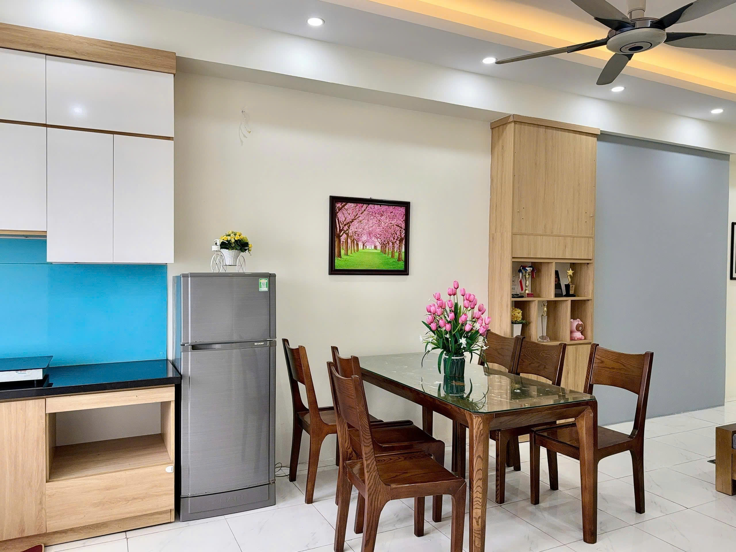 Bán căn hộ 68.5m2 tầng trung đẹp mặt đường chung cư Thanh Hà Cienco5 -Giá 2.7 Tỷ