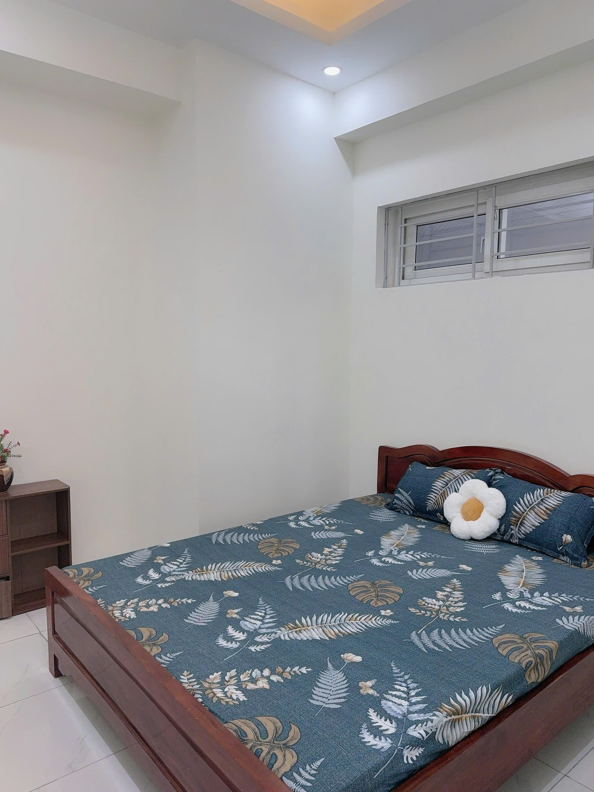 Bán căn hộ 68.5m2 tầng trung đẹp mặt đường chung cư Thanh Hà Cienco5 -Giá 2.7 Tỷ