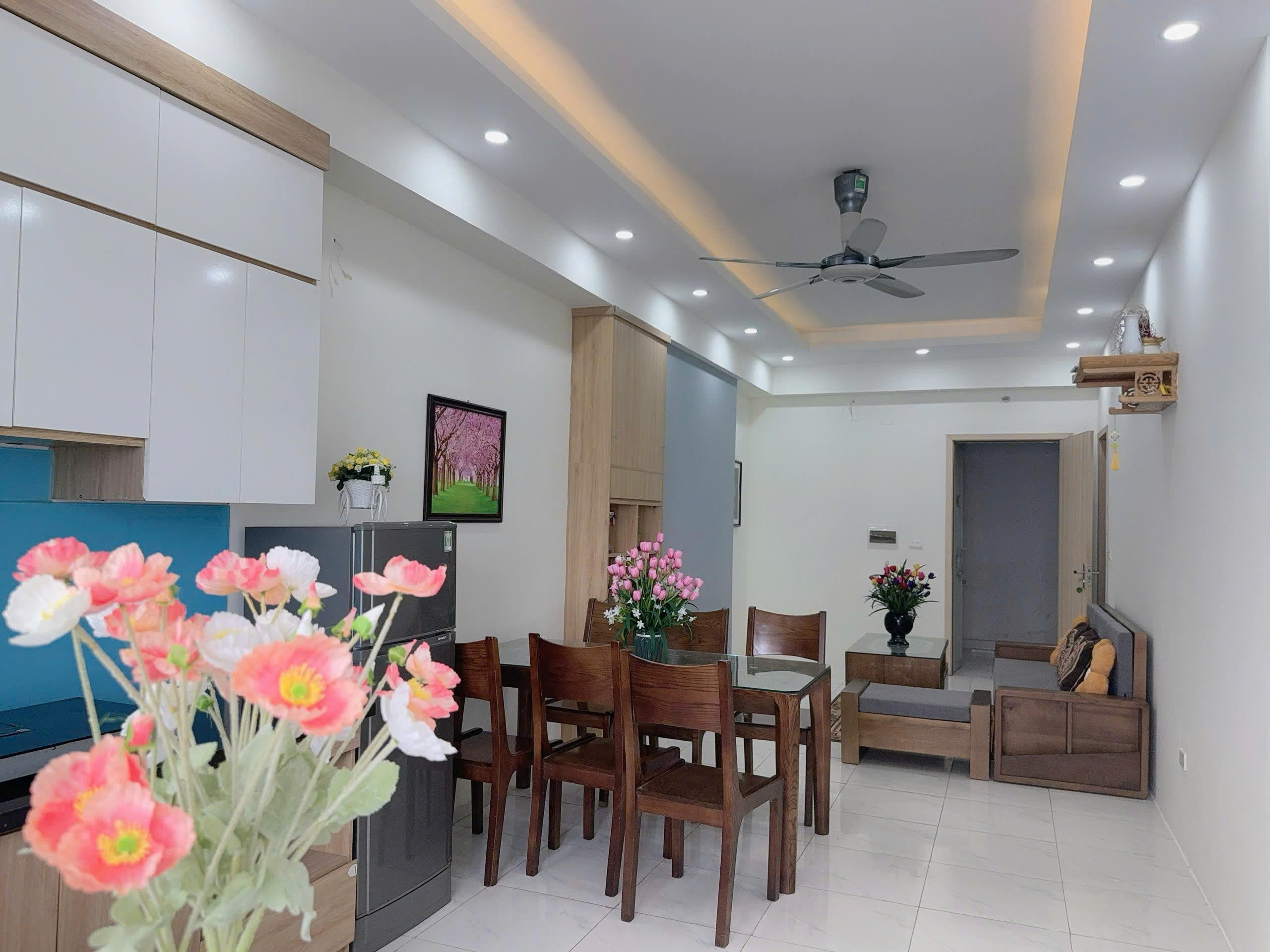 Bán căn hộ 68.5m2 tầng trung đẹp mặt đường chung cư Thanh Hà Cienco5 -Giá 2.7 Tỷ
