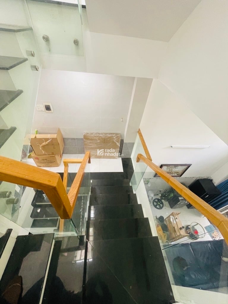 CHỈ CÒN 1 CĂN DUY NHẤT HƠN 3 TỶ P.PHƯỚC LONG A 3 TẦNG ST