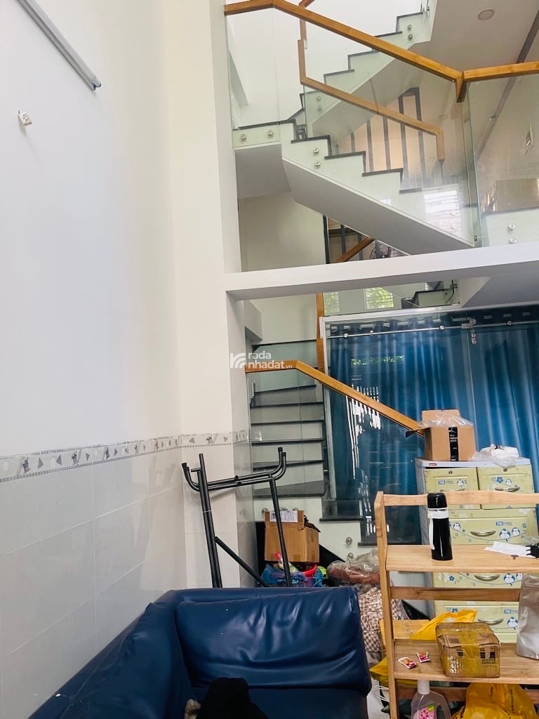 CHỈ CÒN 1 CĂN DUY NHẤT HƠN 3 TỶ P.PHƯỚC LONG A 3 TẦNG ST