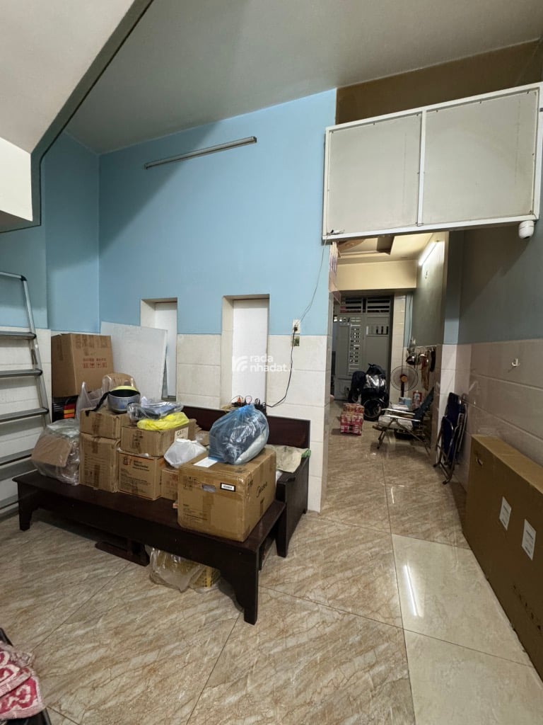 4 TẦNG - ĐƯỜNG 702 HỒNG BÀNG  -P.1-Q.11- DT: 4/4.5*15M- 8 TỶ 9