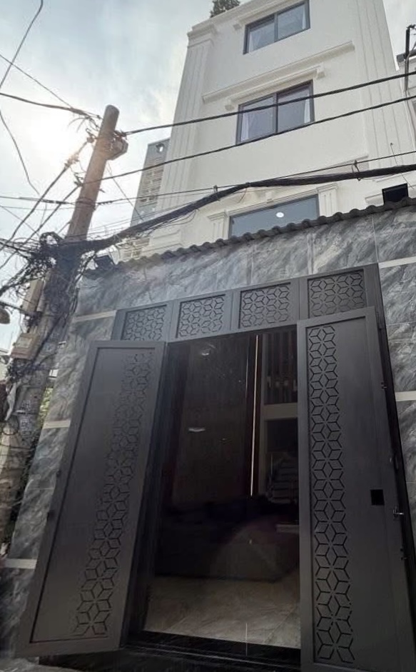 Nhà đẹp hẻm xe hơi , 5 tầng đường Hoàng Hoa Thám - Bình Thạnh , đầy đủ nội thất