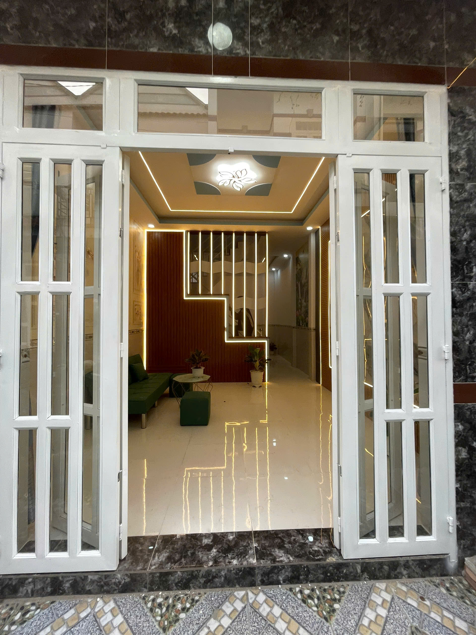 Bán nhà riêng tại Mỹ Hạnh Nam Đức Hòa, 1 lầu 1 trệt, 2 phòng ngủ, 44m2 ra gấp 725tr thương lượng