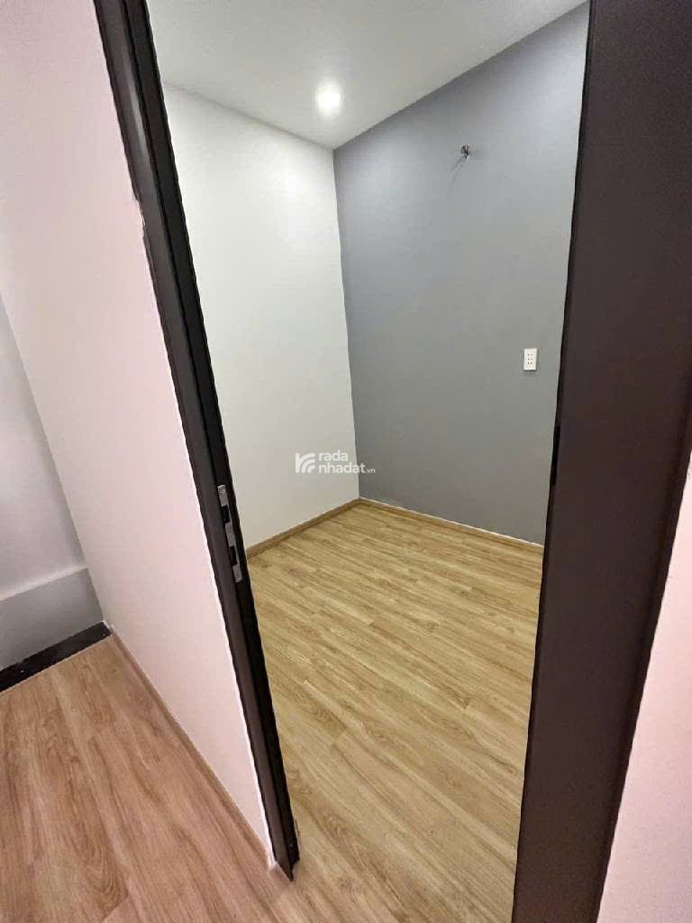 Nhỉnh 2T - nhà đẹp BTCT- sổ riêng ngay KDC HimLam -42MV SD