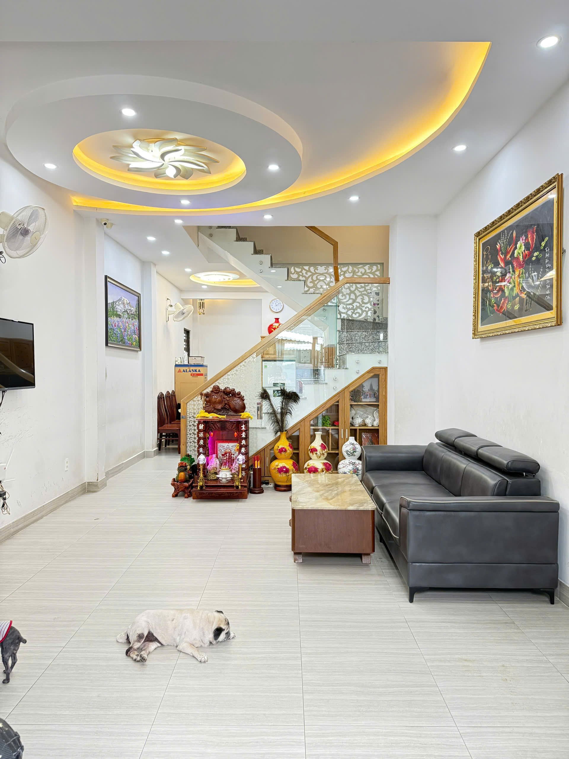 BÁN NHẢ HẺM Ô TÔ CMT8 Q3 - 4.2x12.6 - nhà 4 tầng - 15 tỷ TL  