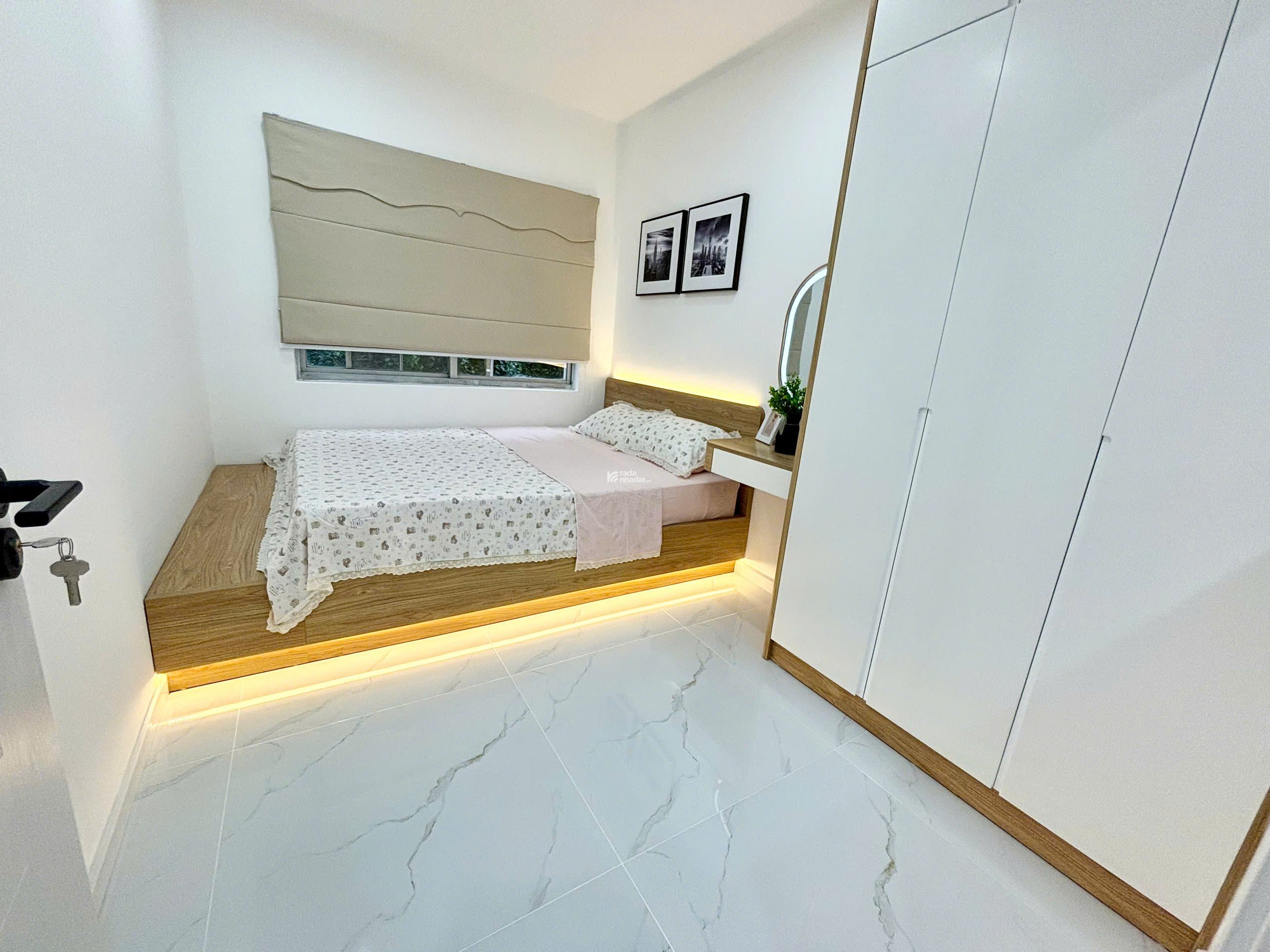 Bán nhanh căn hộ Hưng Vượng 2, PMH, Q7, DT 75m2, Tk 2PN nhà mới đẹp, giá chỉ 4,7 tỷ 