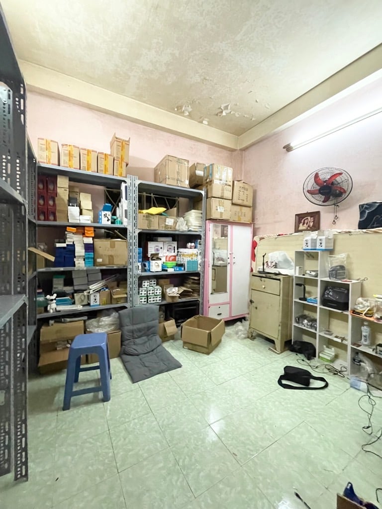 HÀNG HIẾM QUẬN 11 - MỘT  BƯỚC RA MẶT TIỀN 3/2 - HẺM XE HƠI-CHỈ 8,xx TỶ 