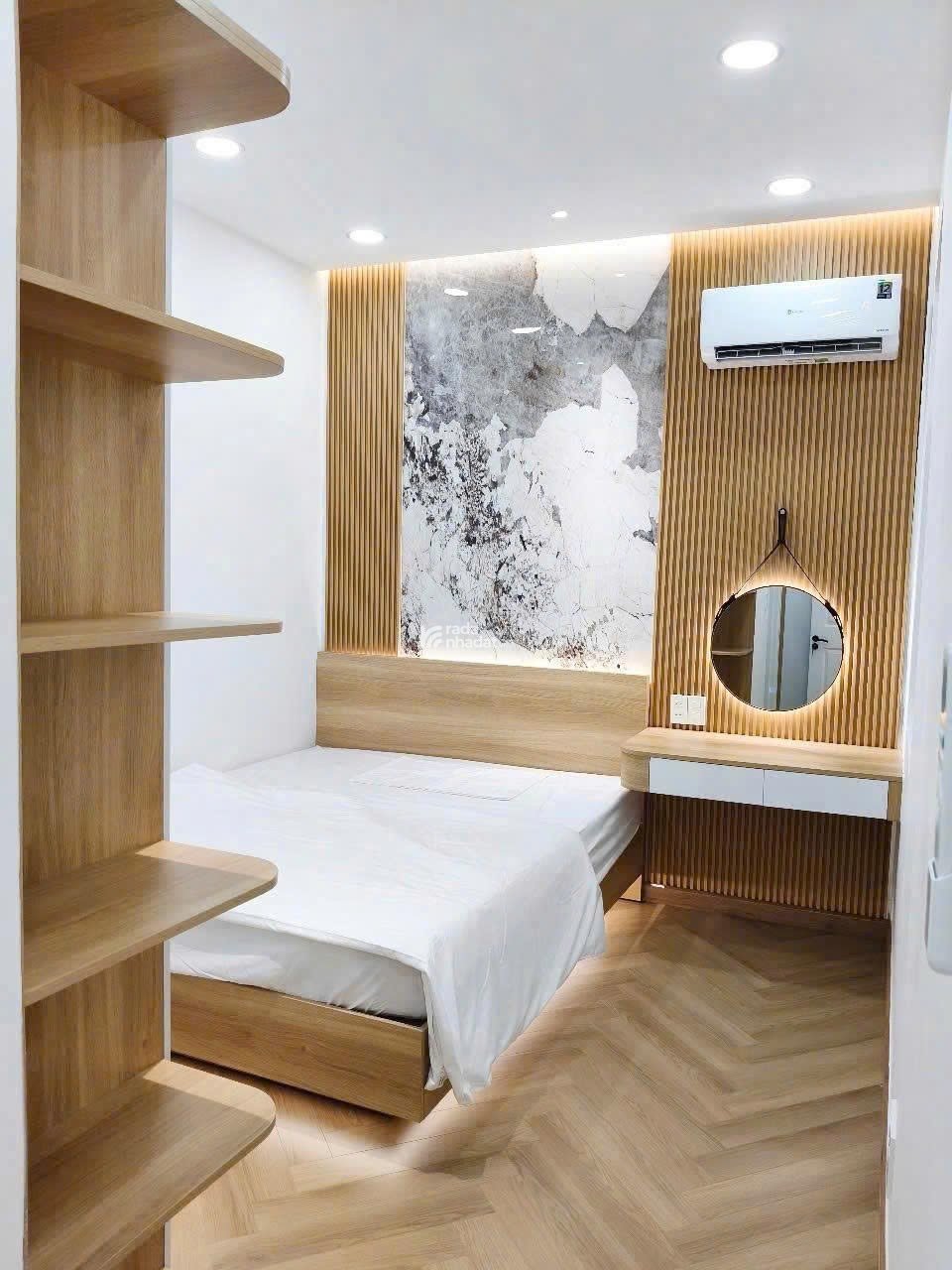 Cần bán nhanh căn hộ Sky garden 3, PMH, Q7, TK 3PN nhà mới đẹp, giá chỉ 5,7 tỷ 