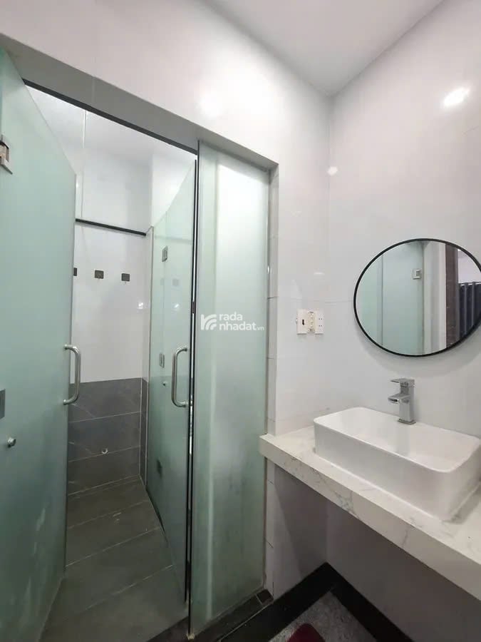 MT Lê Sát, 4 tầng mới, ngang 5.3m, Ở và KD đỉnh, giá 8.35 tỷ TL