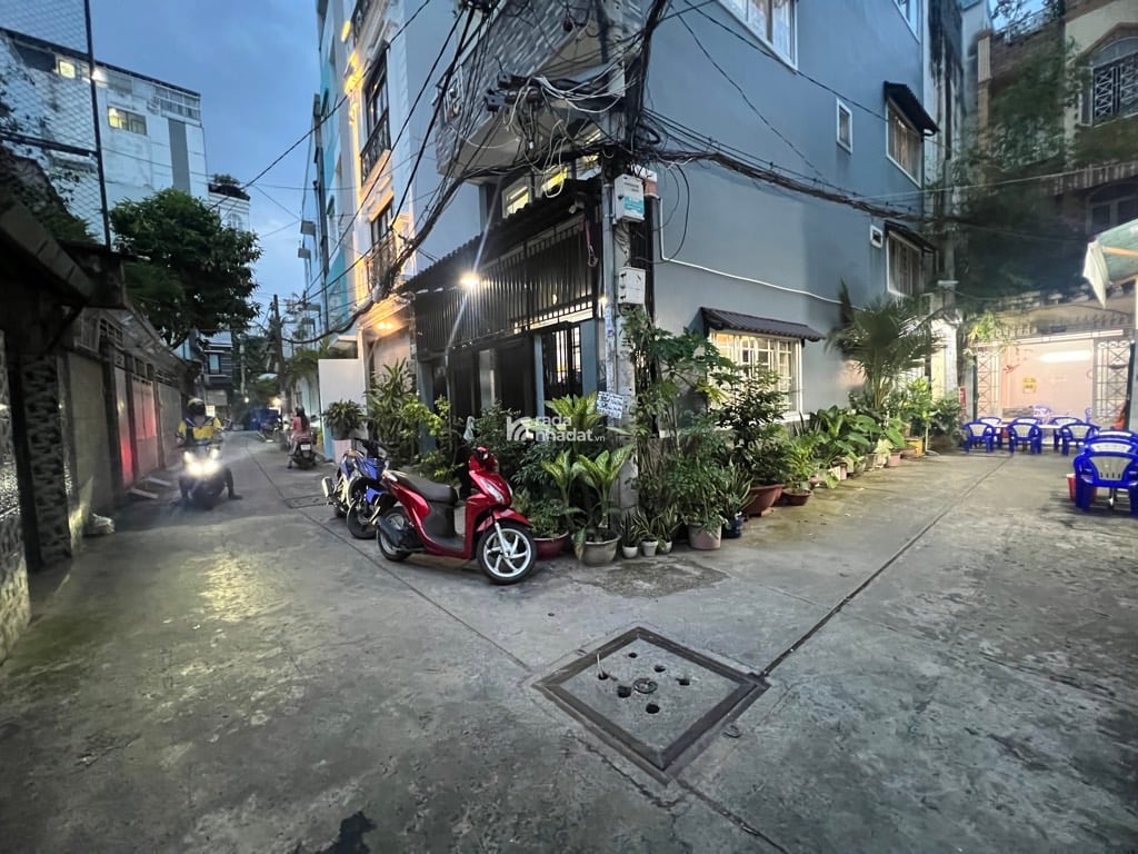 Khu Phan Xích Long - Phú nhuận - 193m2 - Giáp Quận 1 - Ngang 10m - Lô góc Không lộ giới