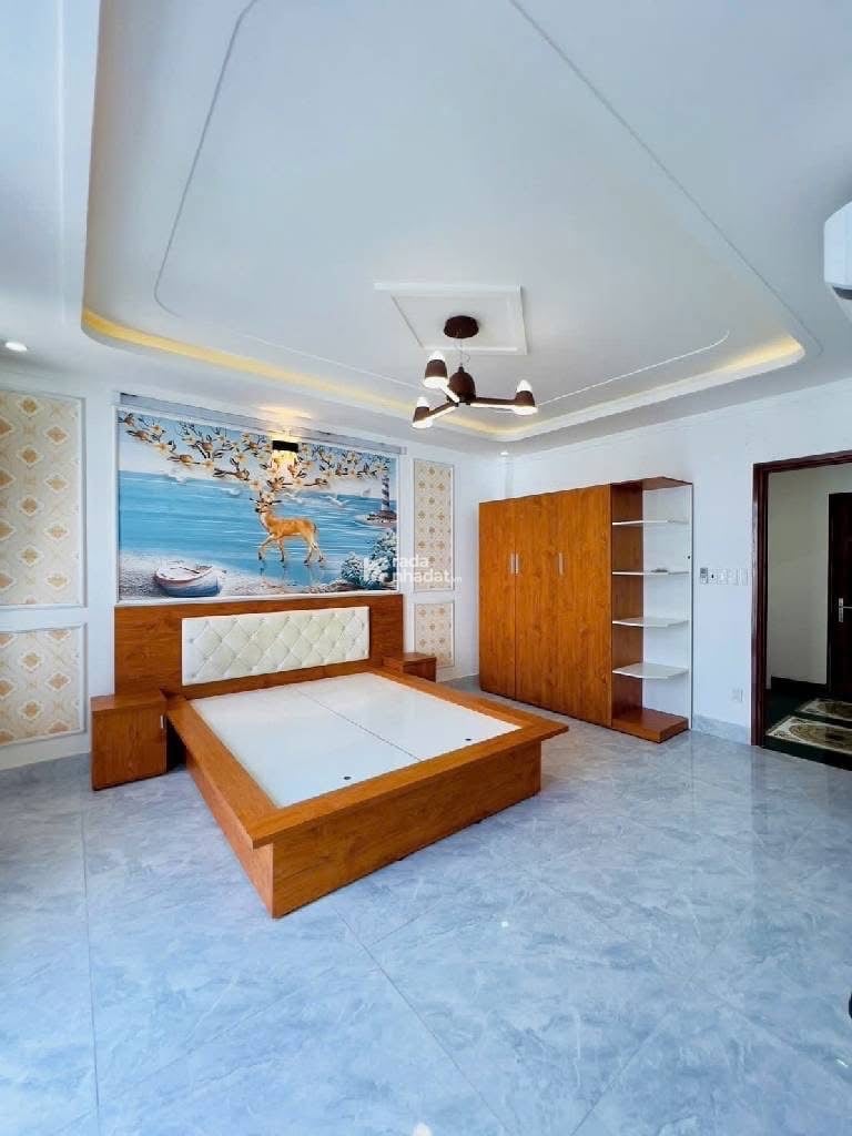 NHÀ 5 TẦNG, THANG MÁY - NGANG 5.5M - ĐƯỜNG 8M - KDBB, XE HƠI THÔNG - GIÁ 13.1 TỶ TL.