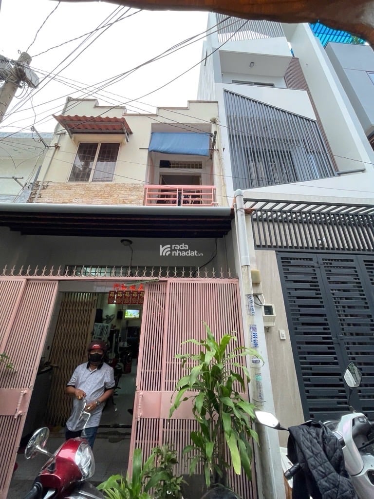 NHÀ 1/ SÁT MẶT TIỀN, HẺM XE HƠI GẦN ĐẦM SEN