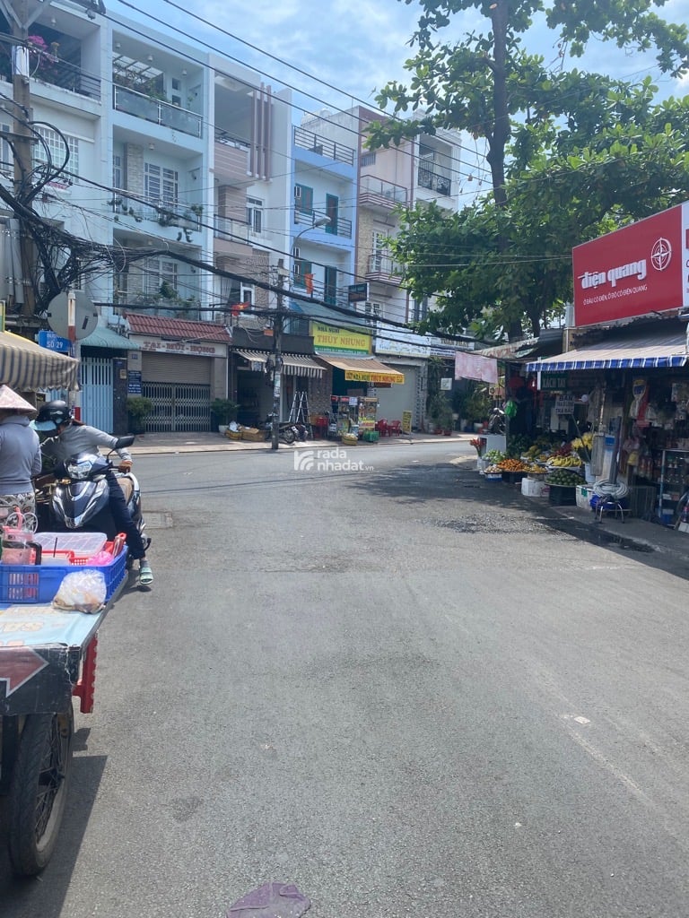 BÁN NHÀ LÔ GÓC HẺM XE HƠI TỈNH LỘ 10 BÌNH TRỊ ĐÔNG B 84M2 TƯƠNG LAI MẶT TIỀN KHU TÊN LỬA CHỈ 9.5 TỶ