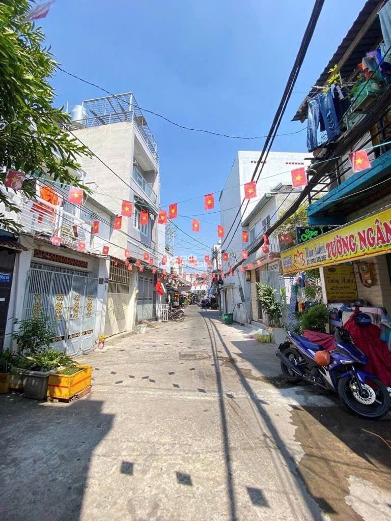 Nhà bán hẻm ôtô Lê Văn Lương Q7 - cách Lotte 100M - 4*20 -ôtô tới nhà - nhỉnh 8T TL