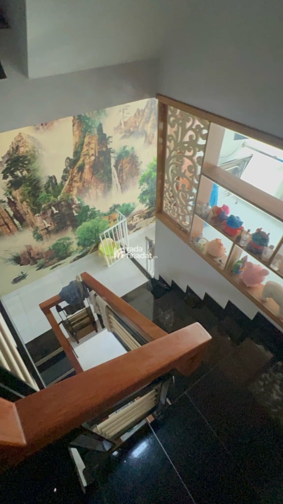 TRUNG TÂM QUẬN 10- HẺM XE TẢI- Lê Hồng Phong- DT: 44M2- 12 TỶ