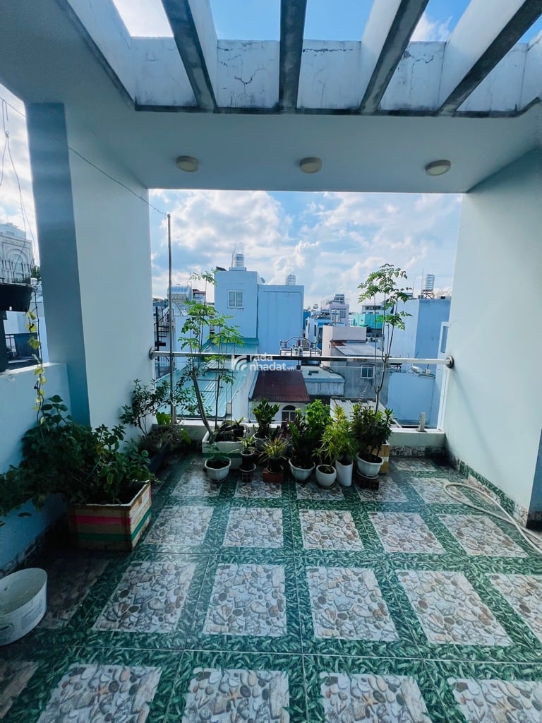 TRUNG TÂM QUẬN 10- HẺM XE TẢI- Lê Hồng Phong- DT: 44M2- 12 TỶ