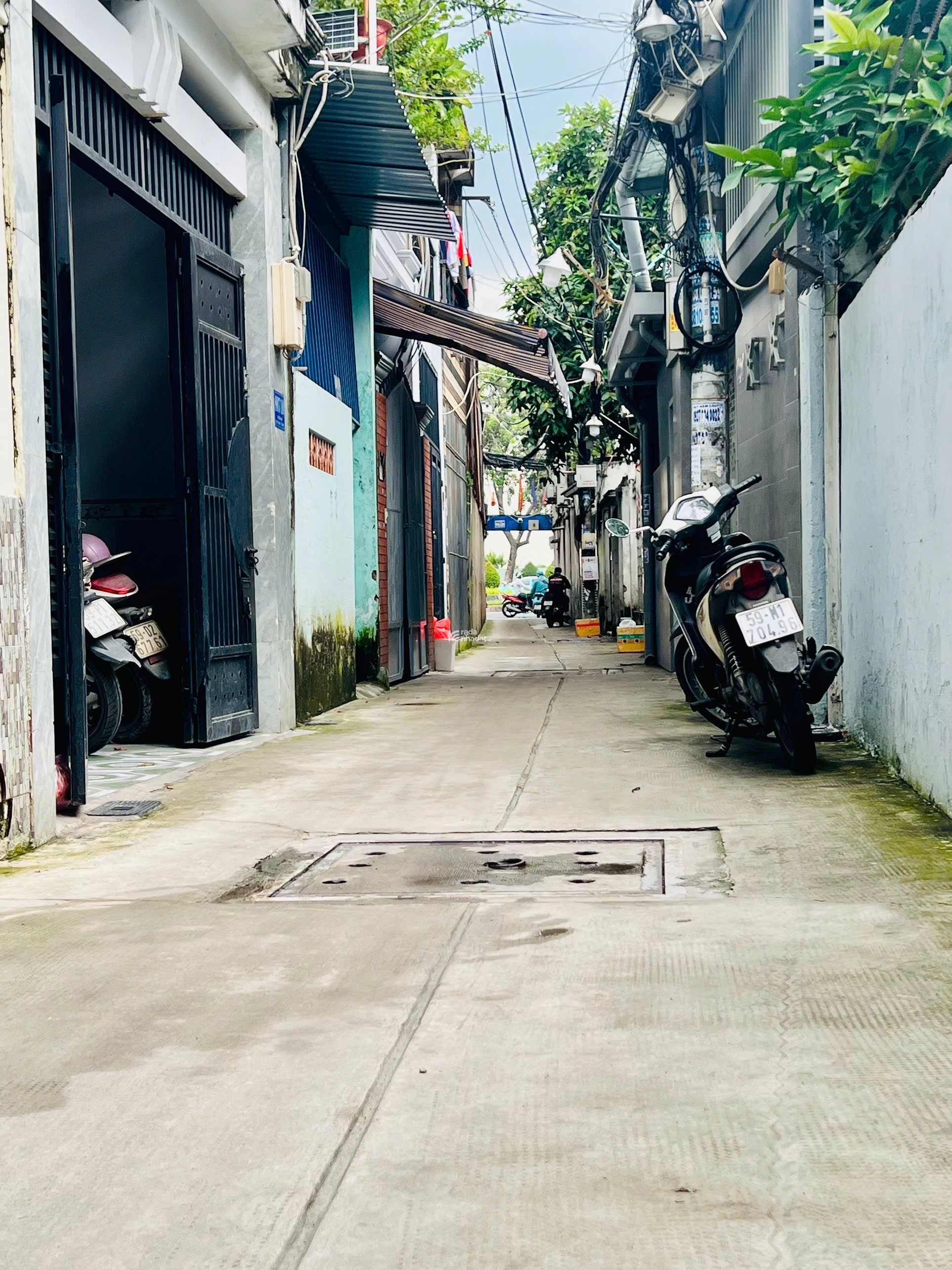 HXH Trường Chinh gần Pandora, 61m2, 5m x12m, 3 tầng 4PN kiên cố, chỉ 6.75 tỷ, ở ngay