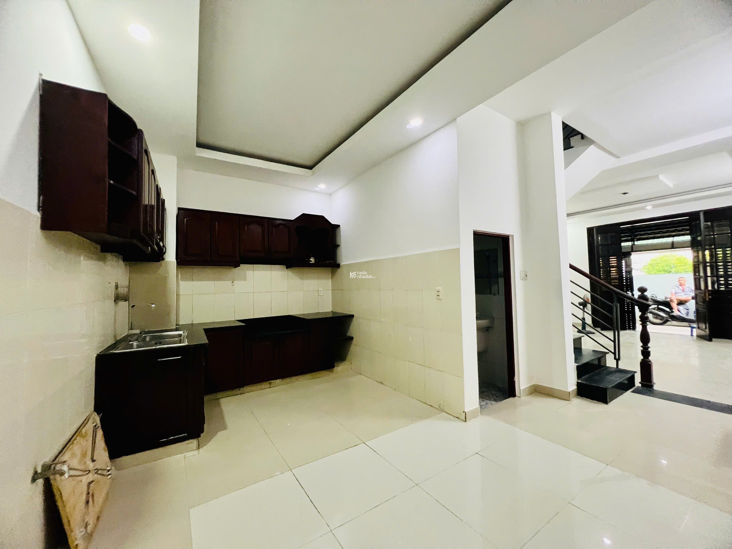 HXH Trường Chinh gần Pandora, 61m2, 5m x12m, 3 tầng 4PN kiên cố, chỉ 6.75 tỷ, ở ngay