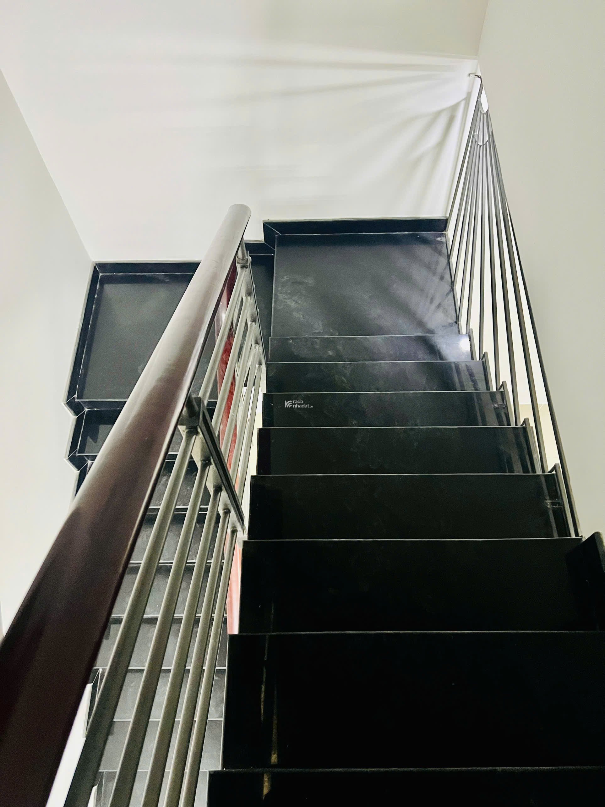 HXH Trường Chinh gần Pandora, 61m2, 5m x12m, 3 tầng 4PN kiên cố, chỉ 6.75 tỷ, ở ngay