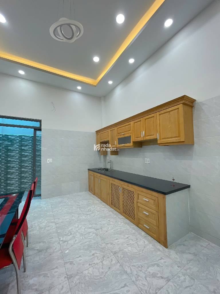 BÁN NHÀ BÌNH HƯNG HÒA B 70M2 5.X TỶ 4 PHÒNG NGỦ HẺM XE HƠI 8M BÌNH TÂN 