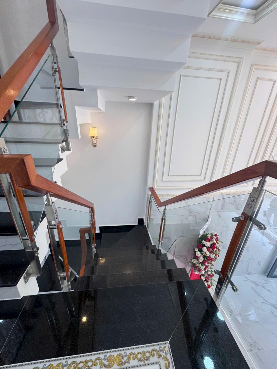 Nhà phố LK Pearl Riverside Quận 8. Suất nội bộ ck 400tr, nhà đã hoàn thiện, nhận nhà ở ngay