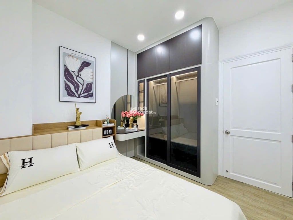 HẺM XE HƠI HUỲNH VĂN NGHỆ, TÂN BÌNH, 56M2 CÓ KC Ở NGAY. GIẢM 350TR CHỈ 5.79T 