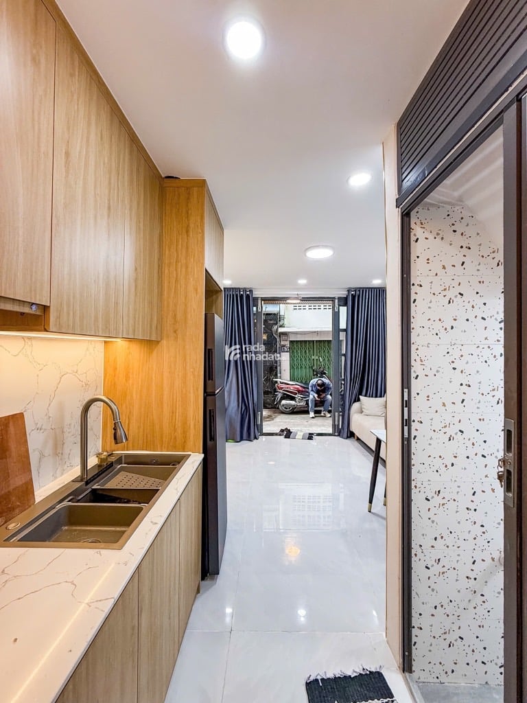 NGAY LANDMARK 81, NGUYỄN HỮU CẢNH, BÌNH THẠNH, MỚI Ở NGAY. GIẢM 350TR CHỈ 3.8T