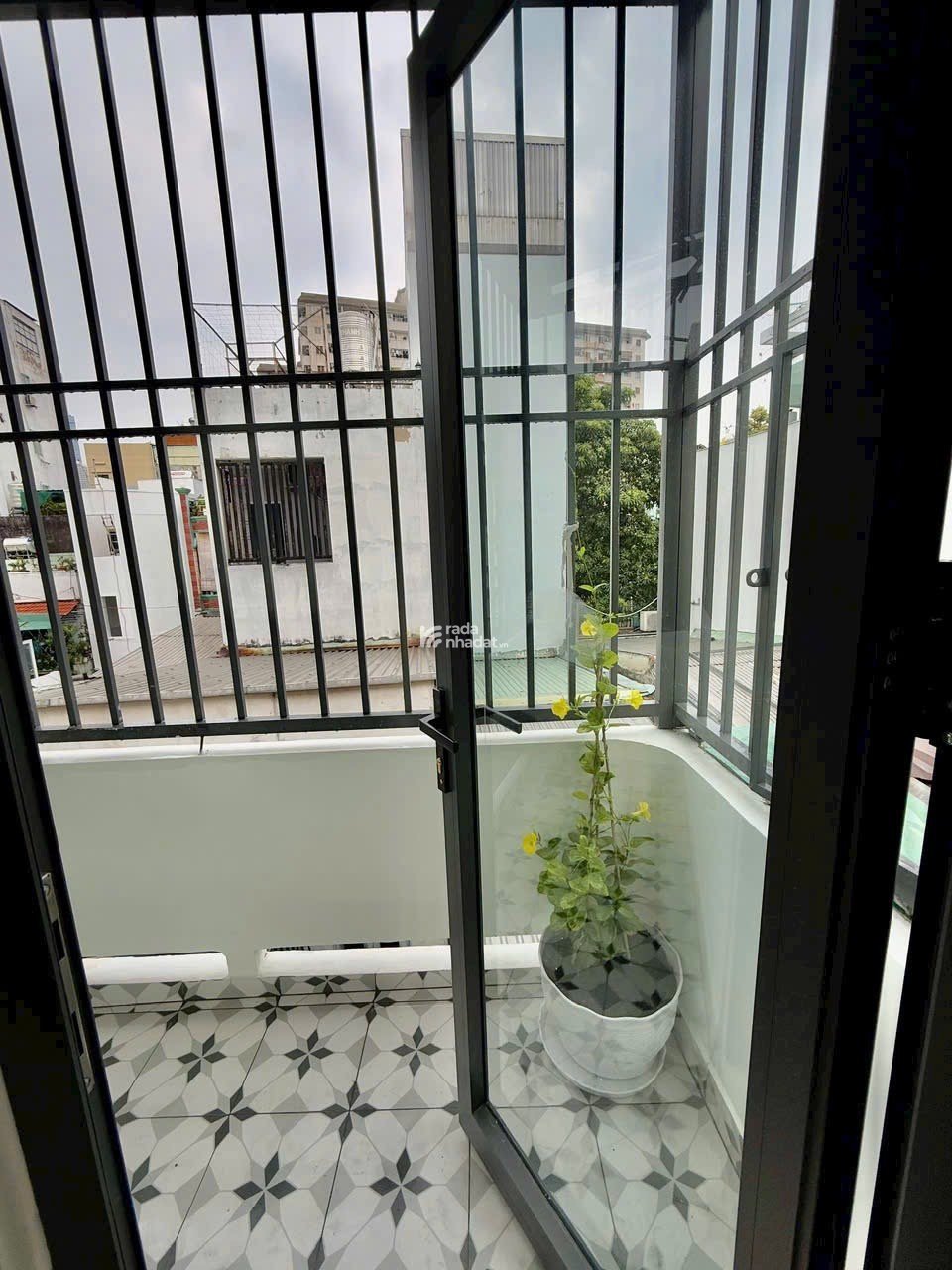 BÁN NHÀ SÁT QUẬN 1 - 4 TẦNG Huỳnh Mẫn Đạt, Bình Thạnh-MỚI CỨNG, Tặng full nội thất - Giá Nhỉnh 7 Tỷ