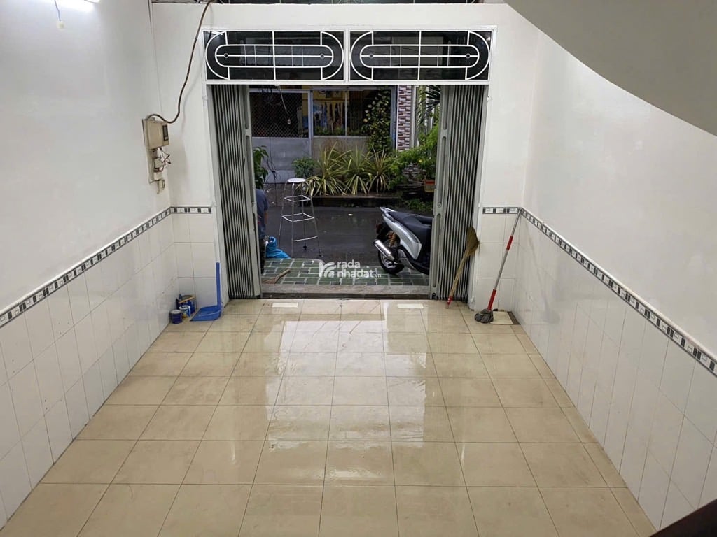MT KINH DOANH GẦN CHỢ, KHU TÊN LỬA - NHÀ 2 TẦNG 3.95m x 12m - GIÁP QUẬN 6