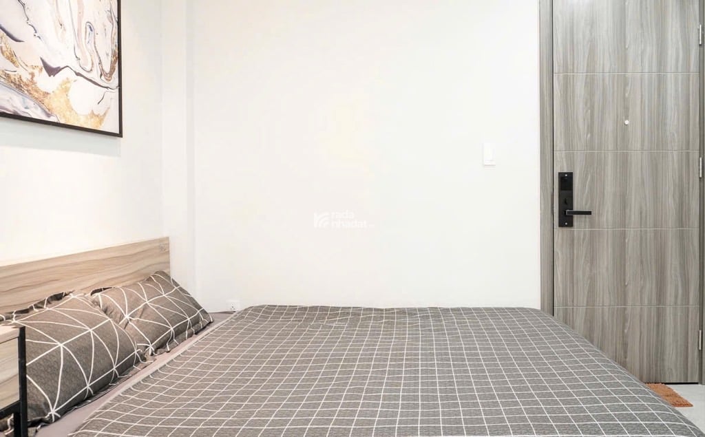 TÂN BÌNH NGAY NHÀ GA T3 - CHDV CAO CẤP - 7 PHÒNG - HẺM TO NHƯ MẶT TIỀN - 5 TẦNG -  CHỈ NHỈNH 12 TỶ.