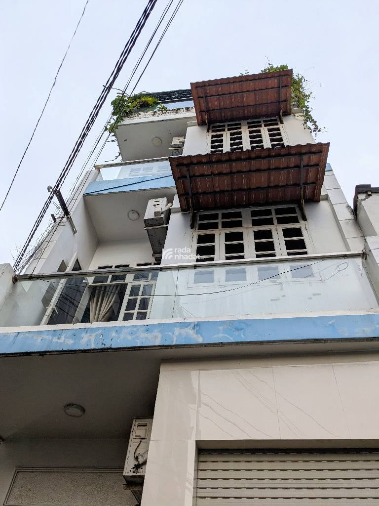 GIẢM 600 TRIỆU LÔ GÓC 2 MẶT THOÁNG NHÀ 4 TẦNG HOÀNG XUÂN NHỊ MỚI Ở NGAY CHỈ 5.9 TỶ