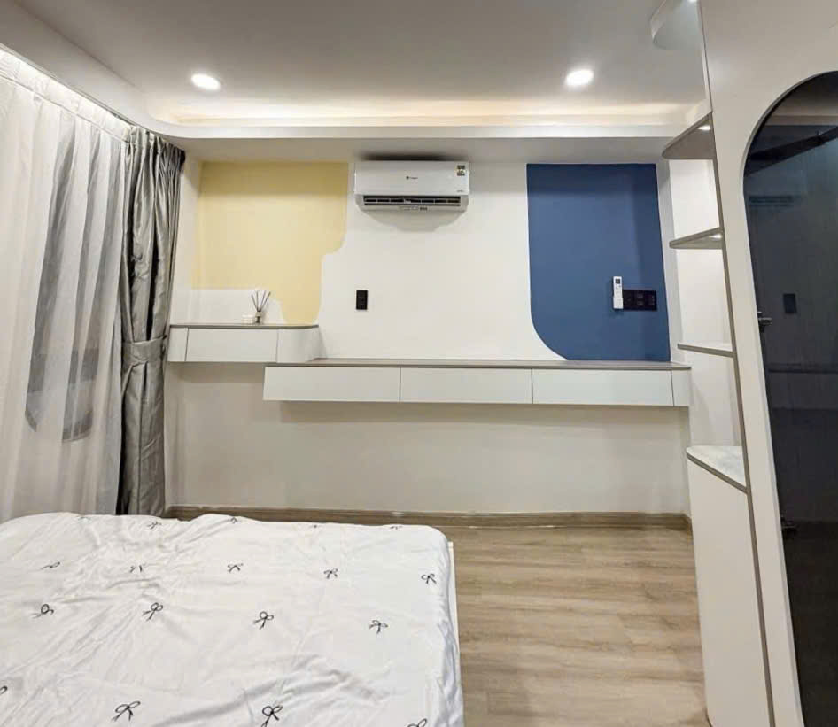 Nhà mới đẹp Cách Mạng Tháng Tám - Quận 3 - 67 m2 - 4 Tầng Sân thượng - 4.89 tỷ
