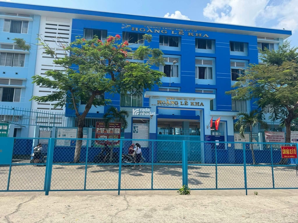 BÁN NHÀ MẶT TIỀN BẾN PHÚ LÂM QUẬN 6 38M2 6.55 TỶ ĐỐI DIỆN TRƯỜNG HỌC KINH DOANH ĐỈNH 