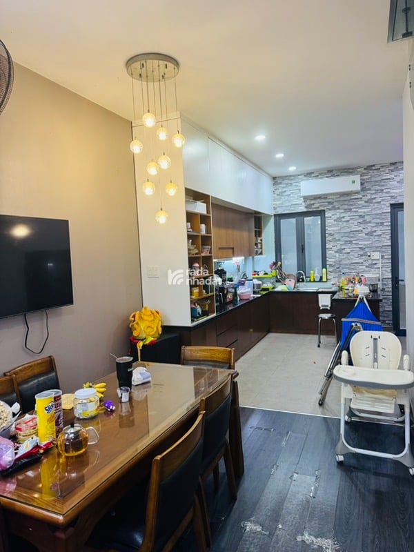 KHU PHÂN LÔ BÙI TƯ TOÀN-NHÀ ĐẸP 4 TẦNG-CHỦ XÂY TÂM HUYẾT.