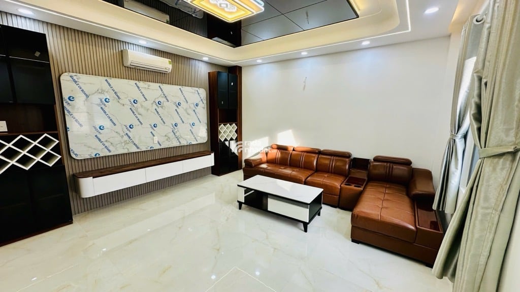 5 TẦNG- LÔ GÓC 2 MẶT THOÁNG CHIẾN LƯỢC BÌNH TRỊ ĐÔNG, BÌNH TÂN DT: 4.5*13.5M - 6 tỷ 850
