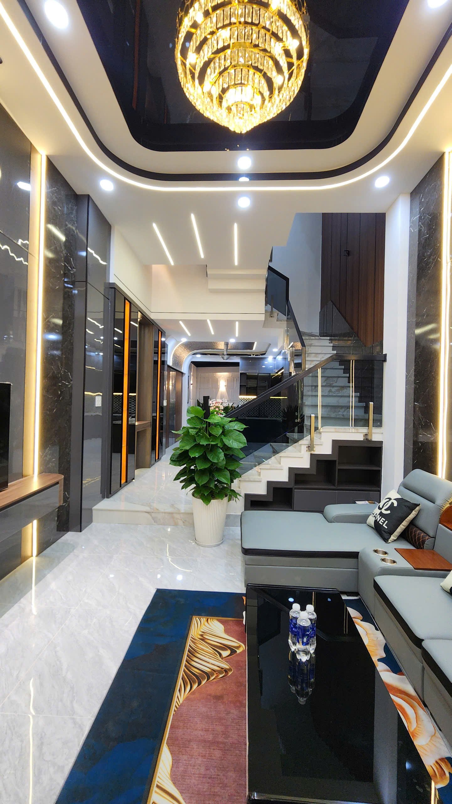 HÀNG MỚI LÊN SÓNG - CĂN ĐẦU TIÊN TRONG DÃY NHÀ PHỐ TX25 - P. THỚI AN - TP.HCM