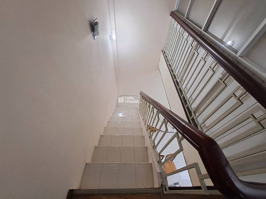 KHU VIP TÂN BÌNH - 2 TẦNG - XE HƠI NGỦ TRONG NHÀ