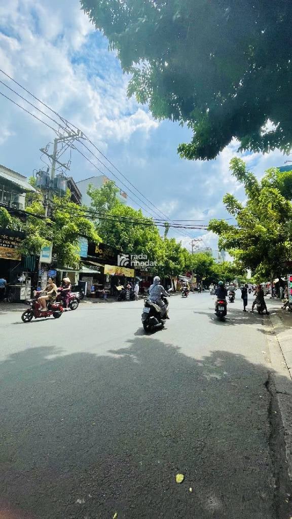 HẺM XE HƠI NGUYỄN SỸ SÁCH, TÂN BÌNH, 135M2 DÒNG TIỀN ĐỀU ĐẶN. GIẢM 850TR CHỈ CÒN 11.6T TL 